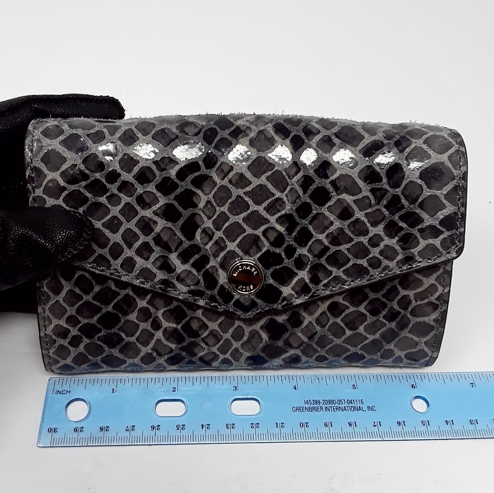MICHAEL KORS Snakeskin Clutch Wallet Purse - Picture 3 of 6